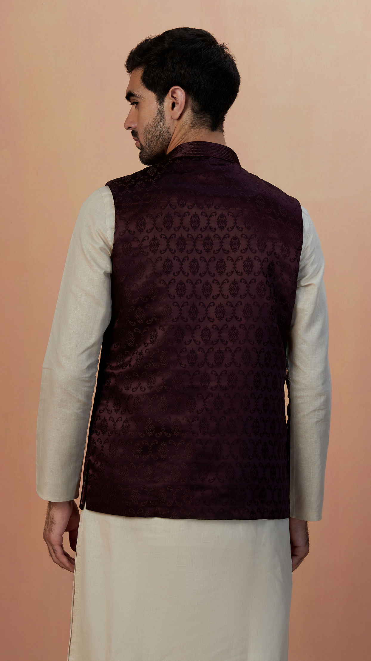 alt message - Manyavar Men Wine Self Design Jacket image number 2